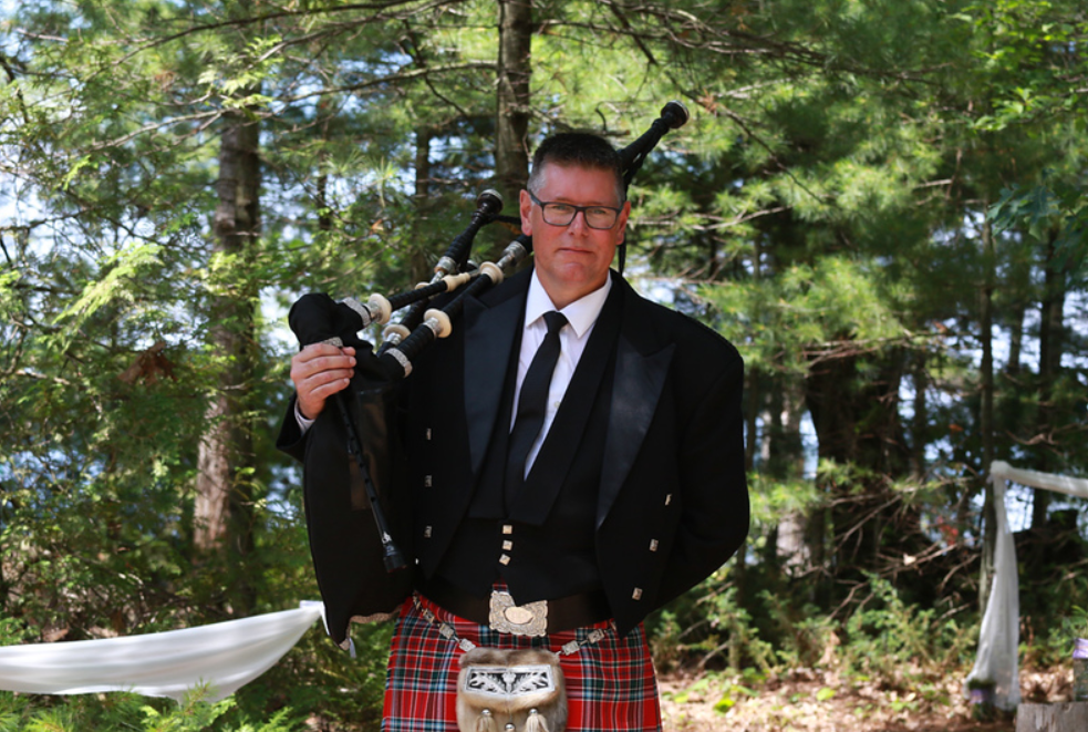 The Wedding Piper -- Professional Bagpiper | 25 Kate Aitken Crescent, Beeton, ON L0G 1A0, Canada | Phone: (416) 931-4121