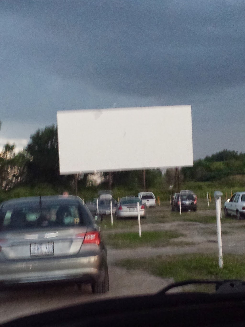 Can-View Drive-In | 1956 RR 20, Fonthill, ON L0S 1E0, Canada | Phone: (905) 892-1155