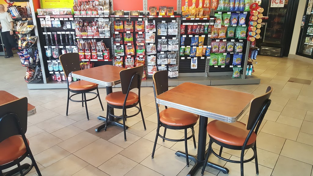 A&W Canada | 175 Hanes Rd, Huntsville, ON P1H 1M4, Canada | Phone: (705) 789-5188