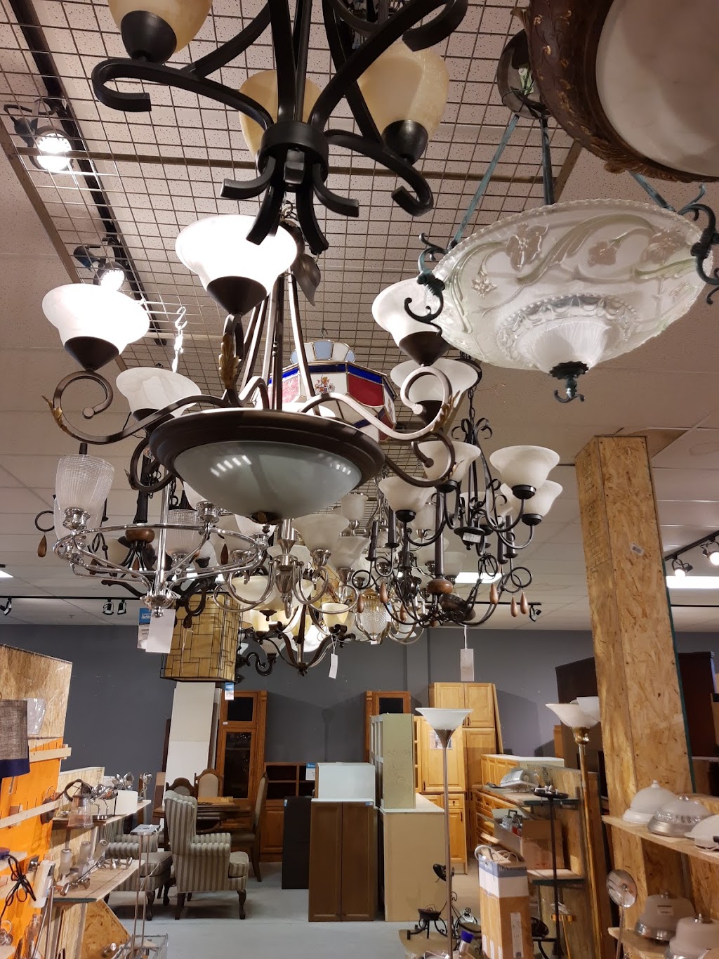 Habitat ReStore Newmarket | 16715 Yonge St unit c, Newmarket, ON L3X 1X4, Canada | Phone: (905) 868-8723