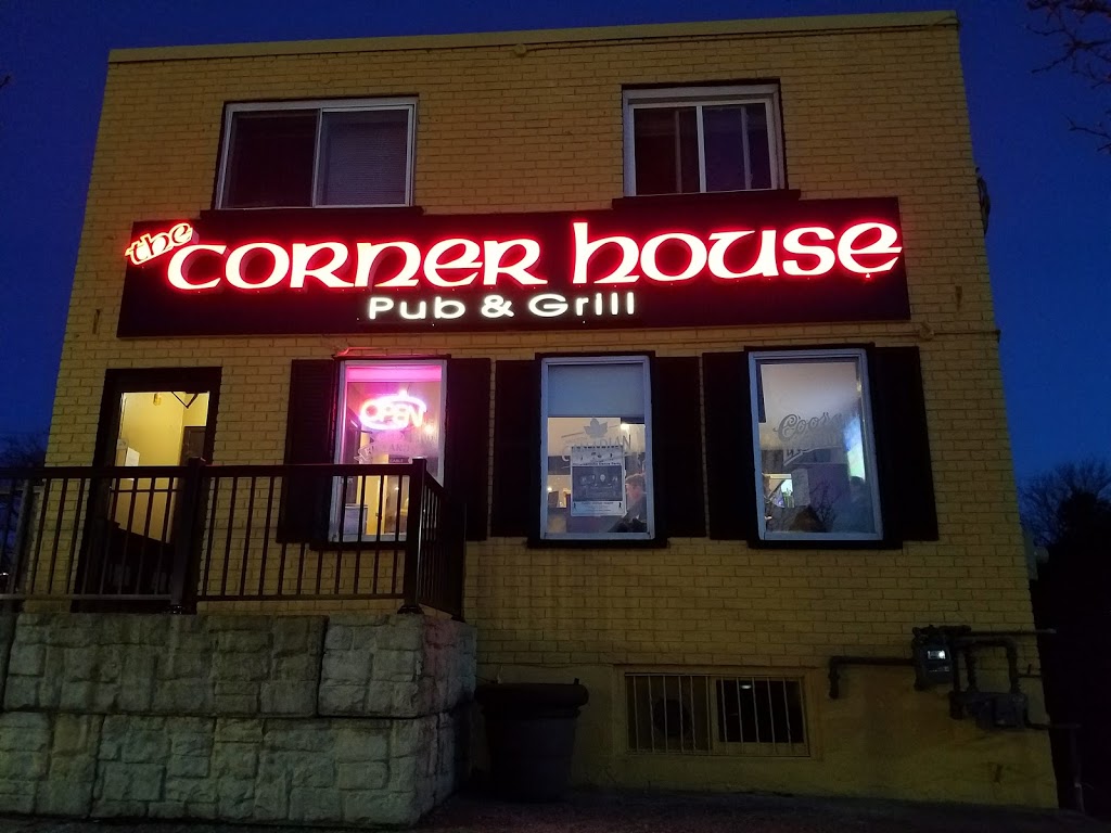 Corner House Pub and Grill | 104 Brock St W, Uxbridge, ON L9P 1P4, Canada | Phone: (905) 852-9549