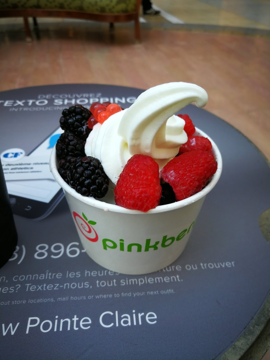 Second Cup CAFÉ & Cie avec Pinkberry yogourt glacé | 6801 Route Transcanadienne Unit Z-20, Pointe-Claire, QC H9R 5J1, Canada | Phone: (514) 428-9090