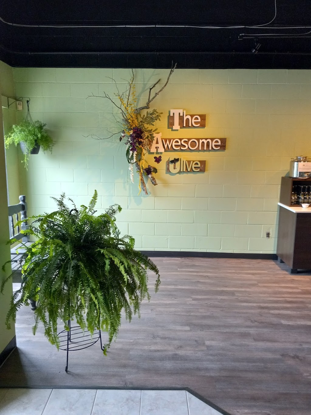 The Awesome Olive | 884 Division St Unit 107, Cobourg, ON K9A 5V3, Canada | Phone: (905) 372-5959