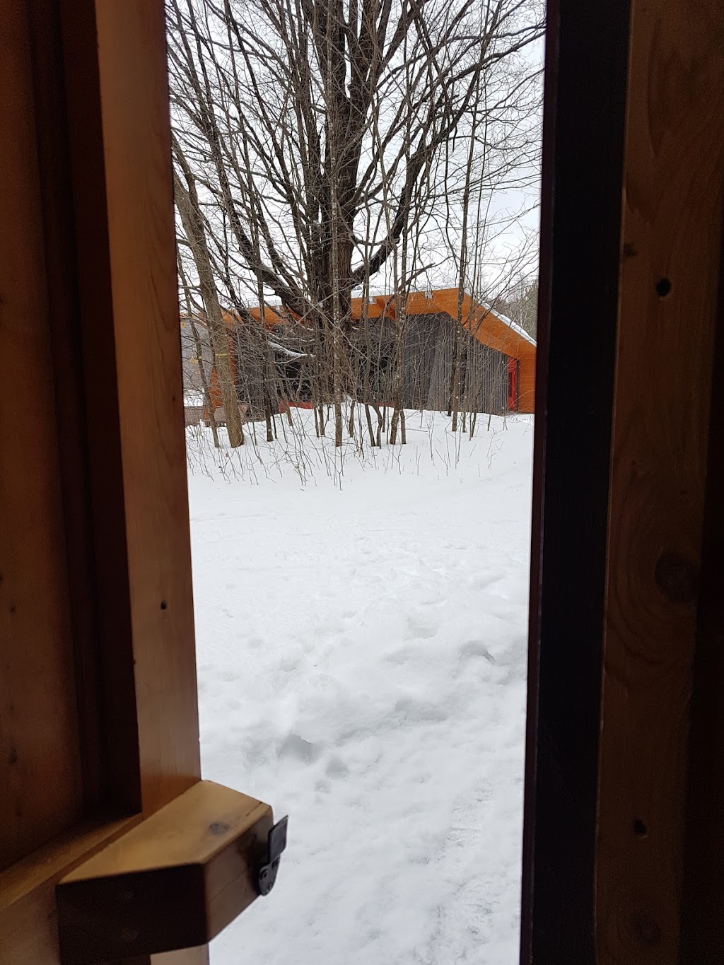 Lac Renaud Shelter | Pontiac, QC J0X 2W0, Canada | Phone: (819) 827-2020