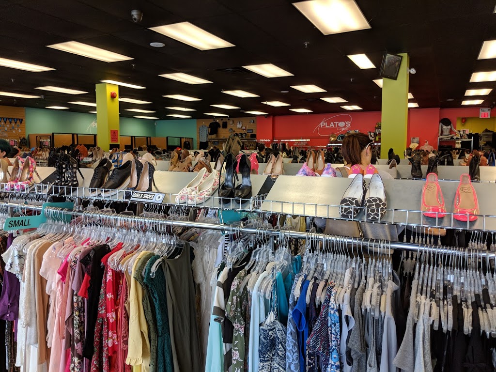 Platos Closet | 700 Strasburg Rd, Kitchener, ON N2E 2M2, Canada | Phone: (519) 744-4404