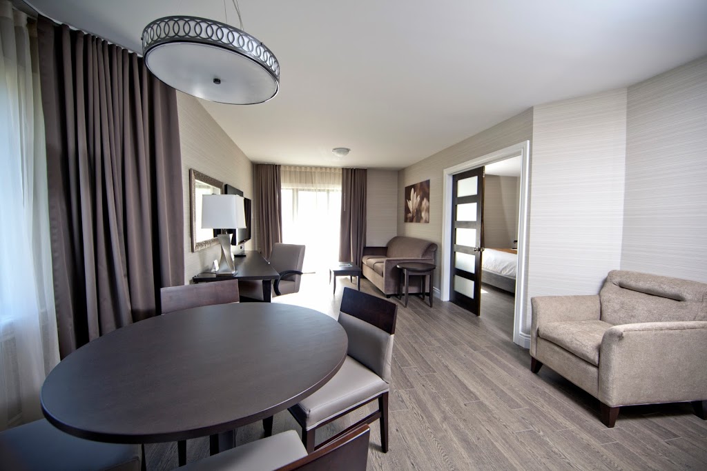 Ramada by Wyndham Ottawa On The Rideau | 2259 Prince of Wales Dr, Nepean, ON K2E 6Z8, Canada | Phone: (613) 288-3500