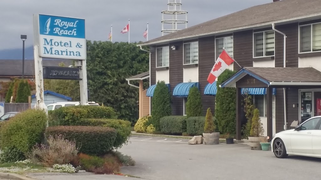 Royal Reach Motel & Marina | 5758 Wharf Ave, Sechelt, BC V0N 3A6, Canada | Phone: (604) 885-7844