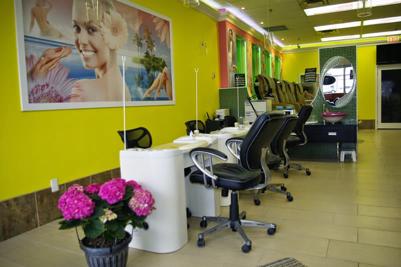 Victorias Spa Salon | 1248 Dundas St E, Mississauga, ON L4Y 2C1, Canada | Phone: (905) 276-6245