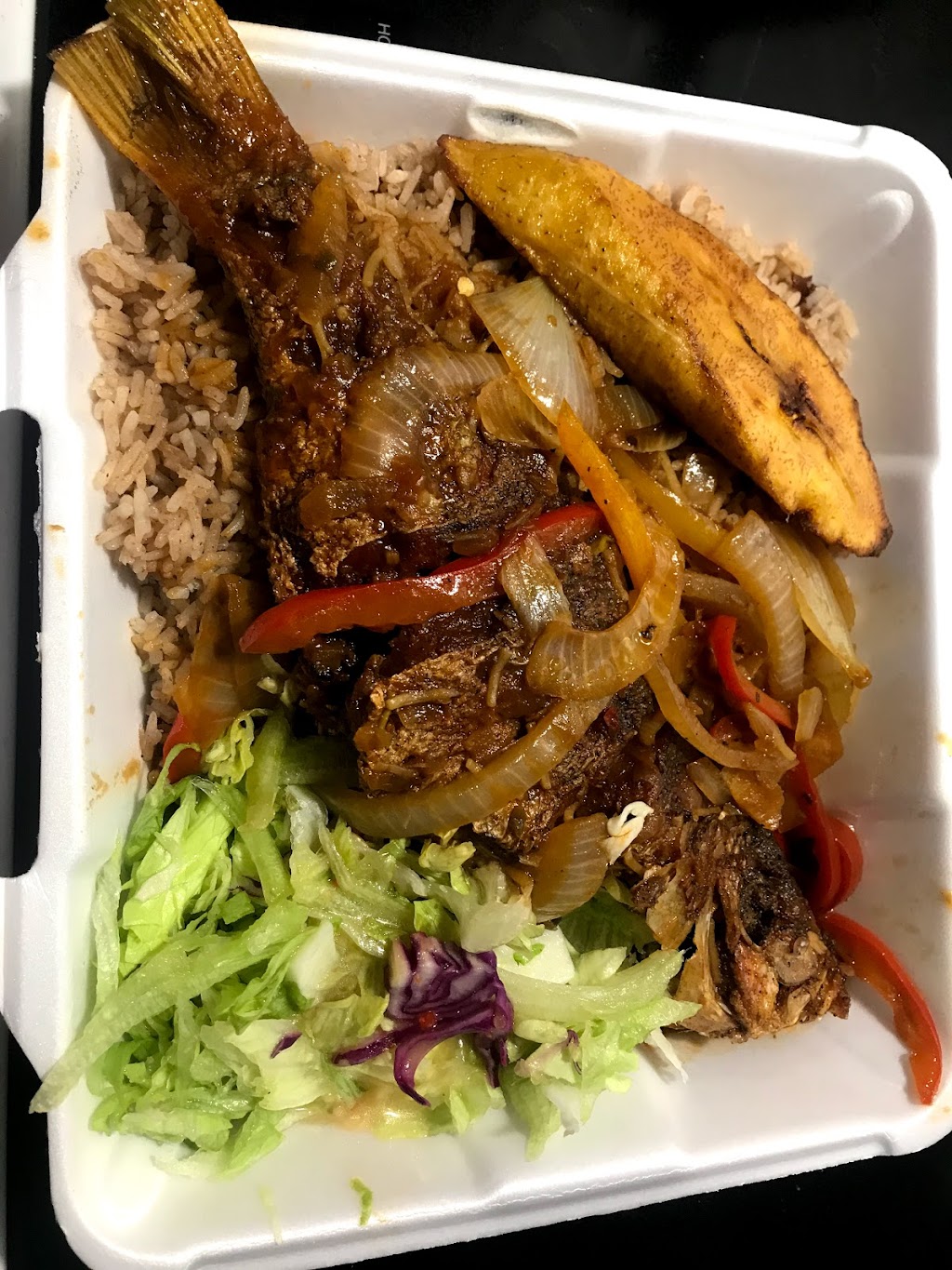 Jamaican Caribbean Homestyle | 408 Av. Lafleur, LaSalle, QC H8R 3H5, Canada | Phone: (514) 439-4818