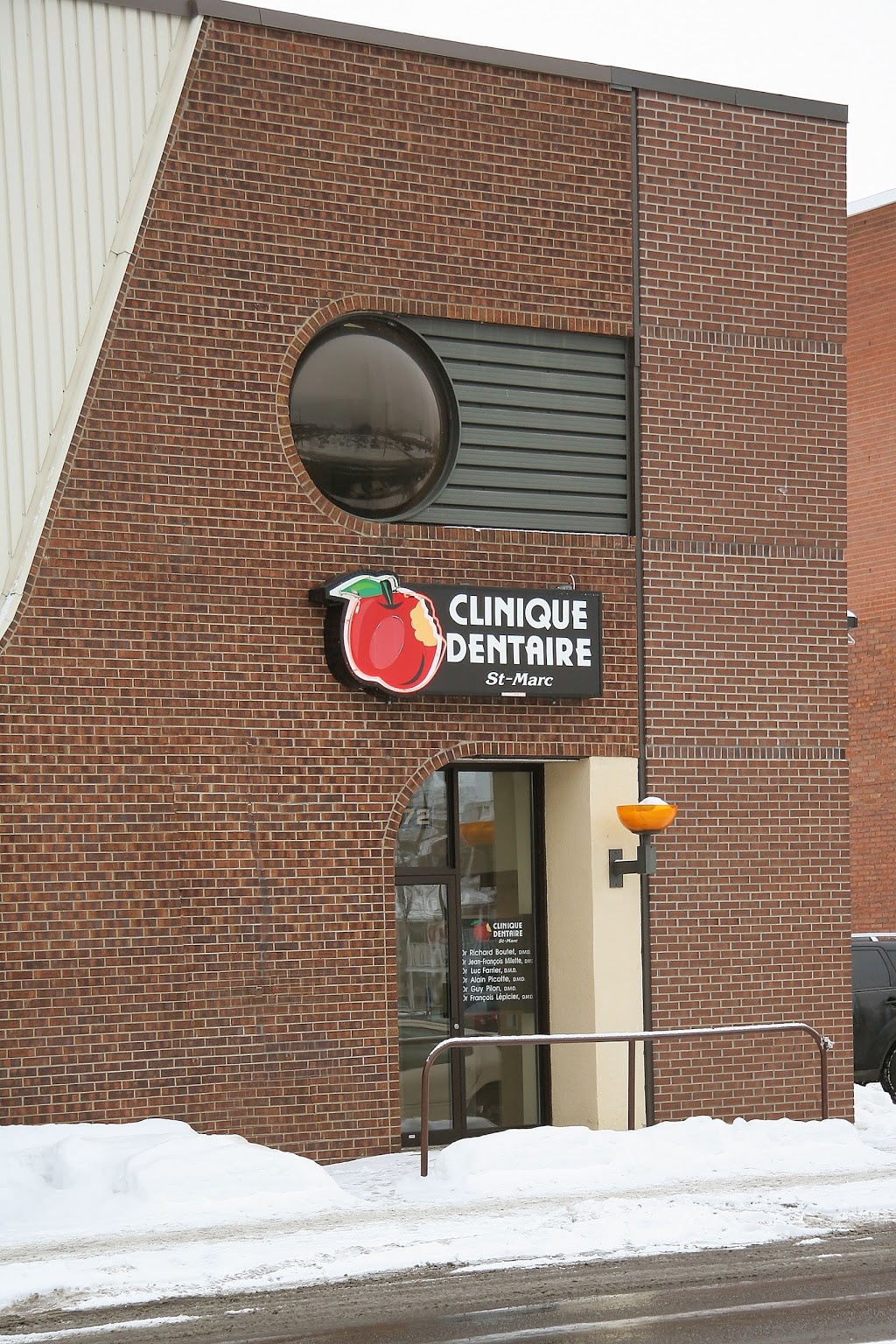 Clinique Dentaire Luc Farrier | 2072 Avenue Saint-Marc, Shawinigan, QC G9N 2J2, Canada | Phone: (819) 537-1205