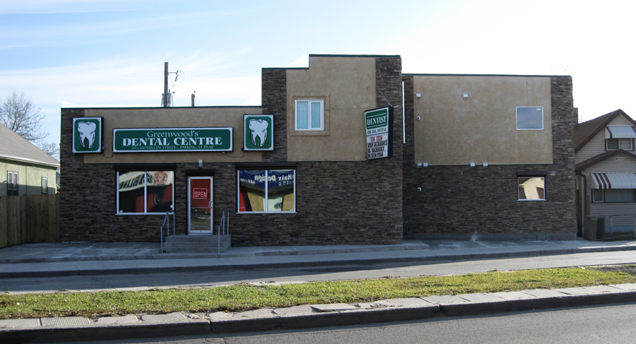 Greenwoods Dental McPhillips | 693 McPhillips St, Winnipeg, MB R2X 2H6, Canada | Phone: (204) 774-7774