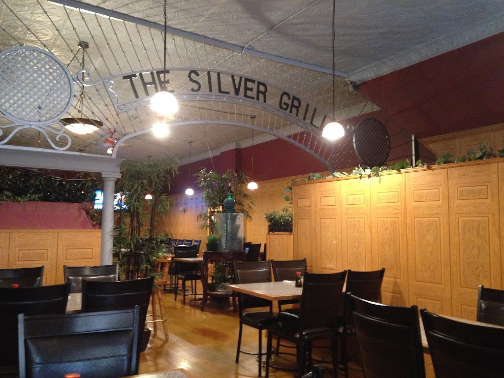 Silver Grill Restaurant | 246 24 St, Fort Macleod, AB T0L 0Z0, Canada | Phone: (403) 553-3888