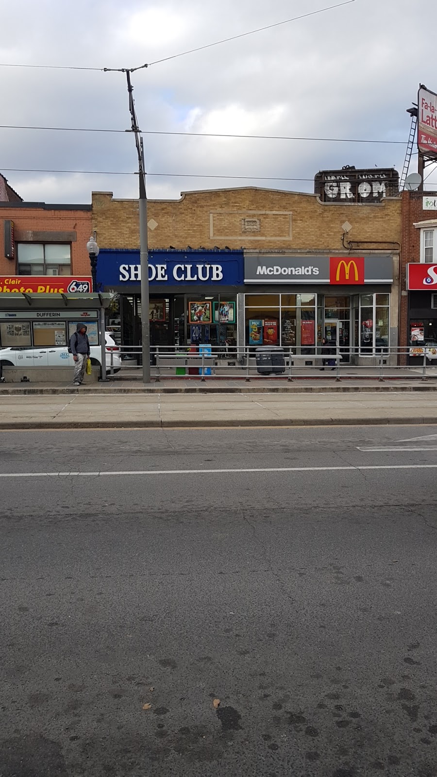 The Shoe Club | St Clair Ave W, Toronto, ON M6E 1B4, Canada