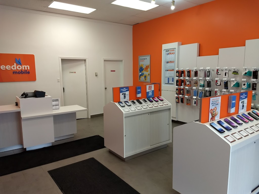 Freedom Mobile | Maple Leaf Plaza, 530 Montréal Rd, Ottawa, ON K1K 0E9, Canada | Phone: (613) 380-8191