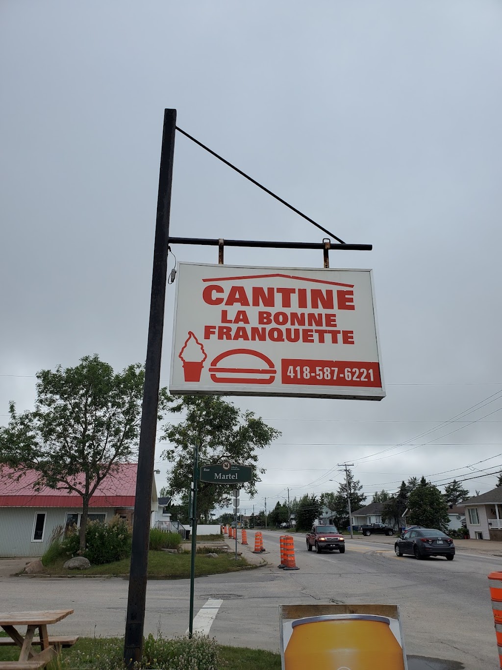 Cantine La Bonne Franquette | 121 QC-138, Forestville, QC G0T 1E0, Canada | Phone: (418) 587-6221