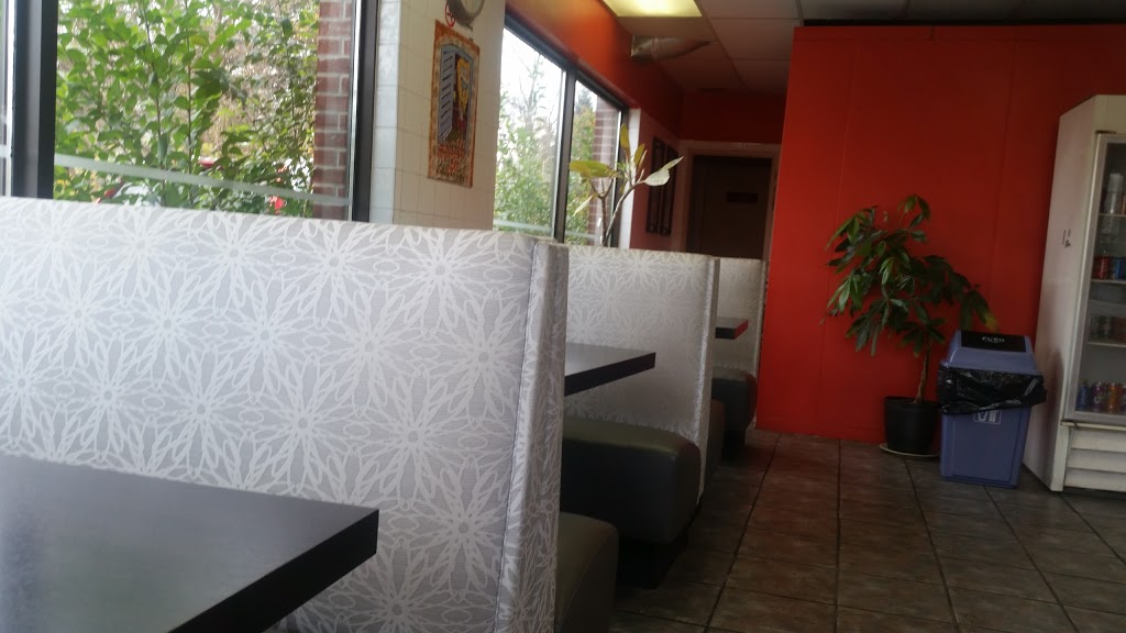 Main Garden Chinese Restaurant | Davis Dr, Newmarket, ON L3Y 2N7, Canada | Phone: (905) 898-2388