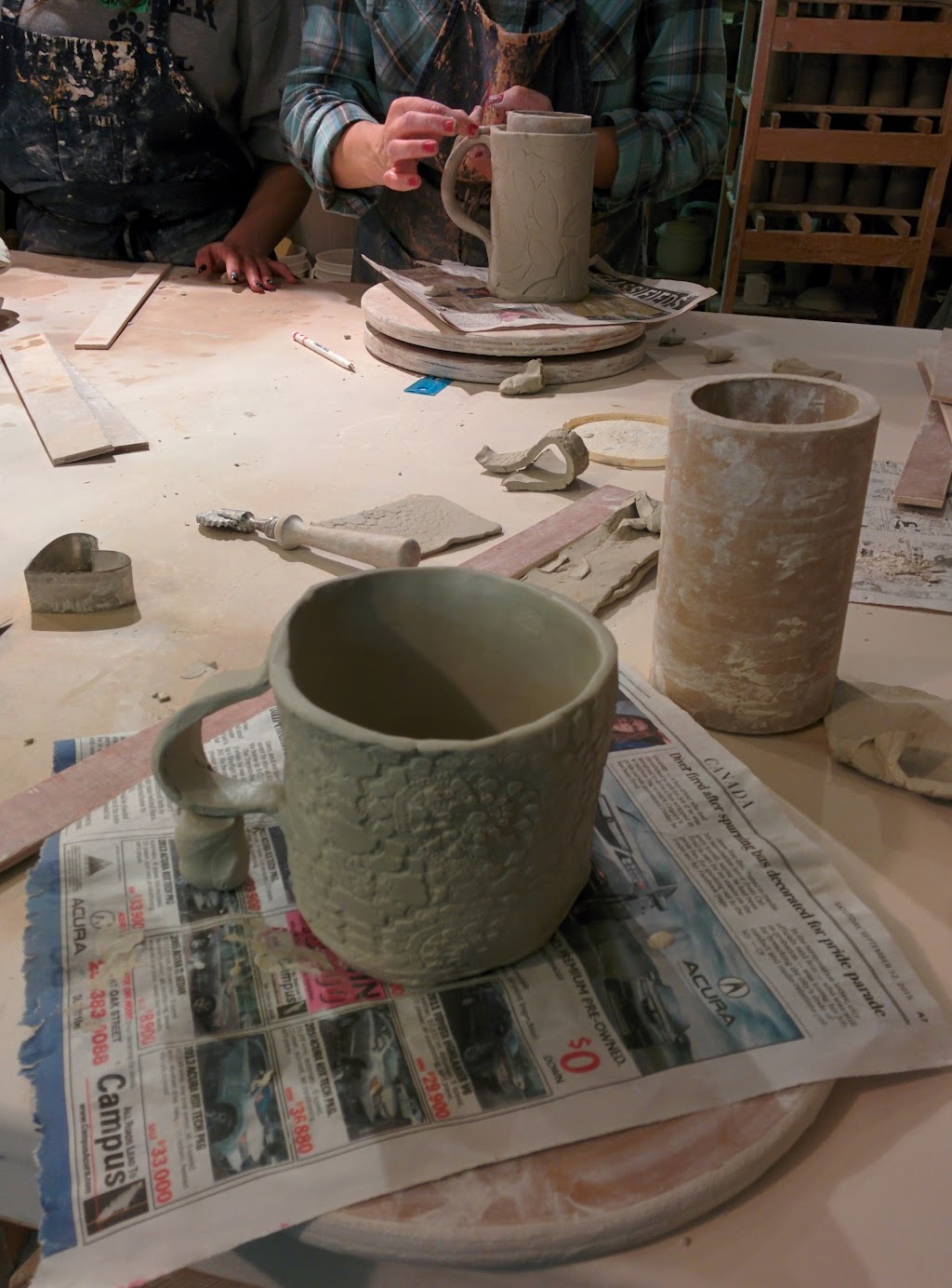 Hands On Pottery | 810 Cormorant St, Victoria, BC V8W 1R1, Canada | Phone: (250) 661-6847