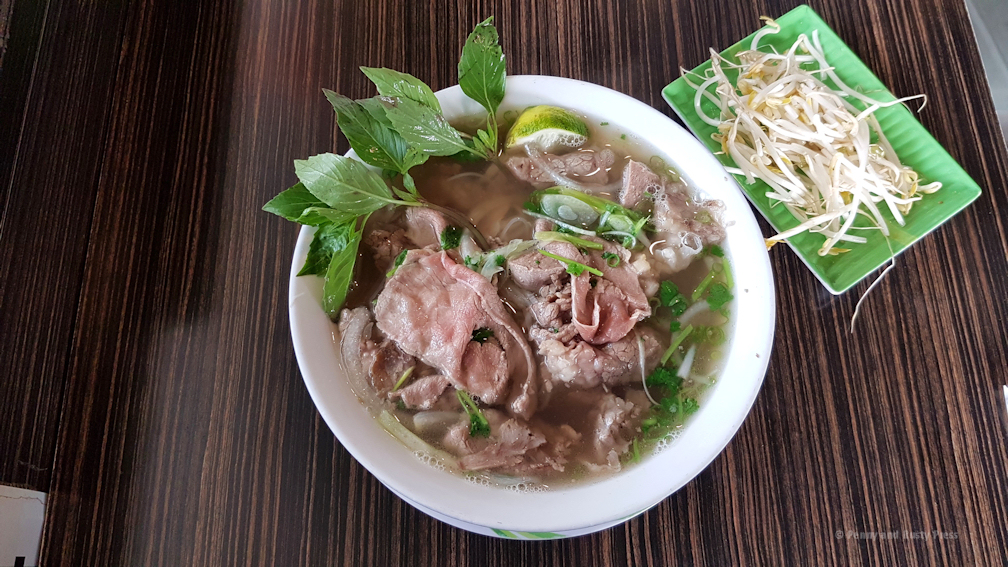 Pho Century Fine Vietnamese Cuisine | 6701 Kingsway, Burnaby, BC V5E 1E4, Canada | Phone: (604) 544-5028