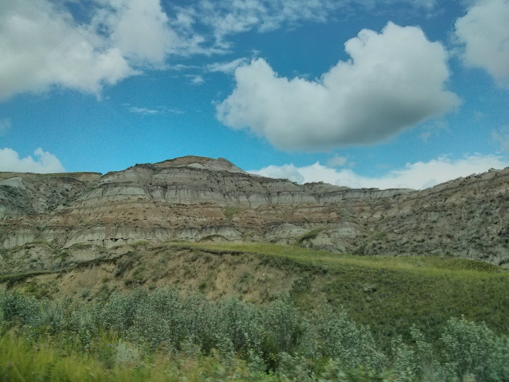 Dry Island Buffalo Jump Provincial Park | Hwy 585, Elnora, AB T0M 0Y0, Canada | Phone: (403) 742-7516