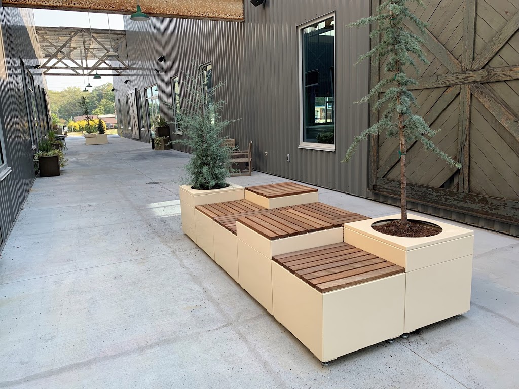 Maglin Site Furniture | 468 Innovation Way #3, Woodstock, ON N4V 0B9, Canada | Phone: (800) 716-5506
