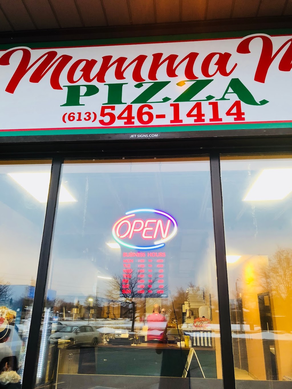 Mamma Mia pizza | 400 Elliott Ave, Kingston, ON K7K 6M9, Canada | Phone: (613) 546-1414