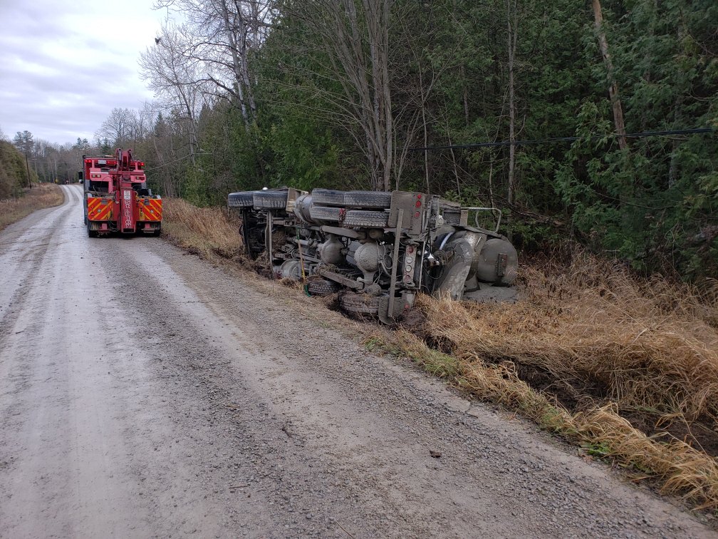 Jorgensen Towing | 3801 ON-28, Lakefield, ON K0L 2H0, Canada | Phone: (705) 652-0438