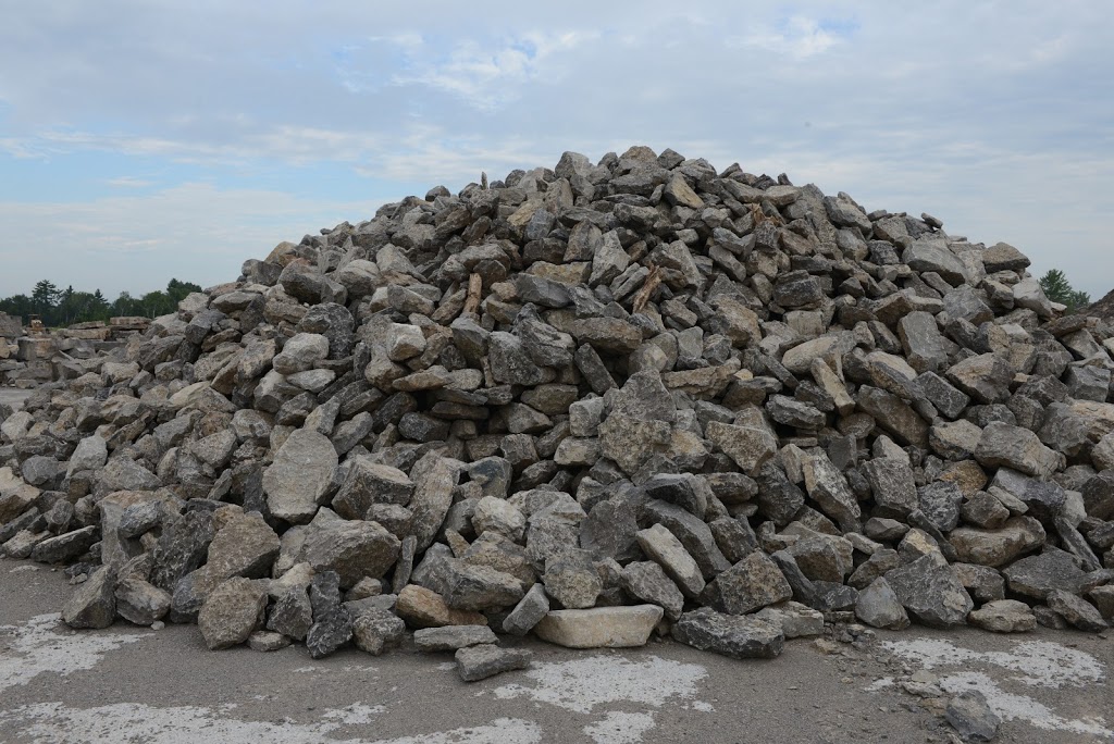 Rigbes Quarry | 27 Dump Rd, Buckhorn, ON K0L 1J0, Canada | Phone: (705) 333-3523