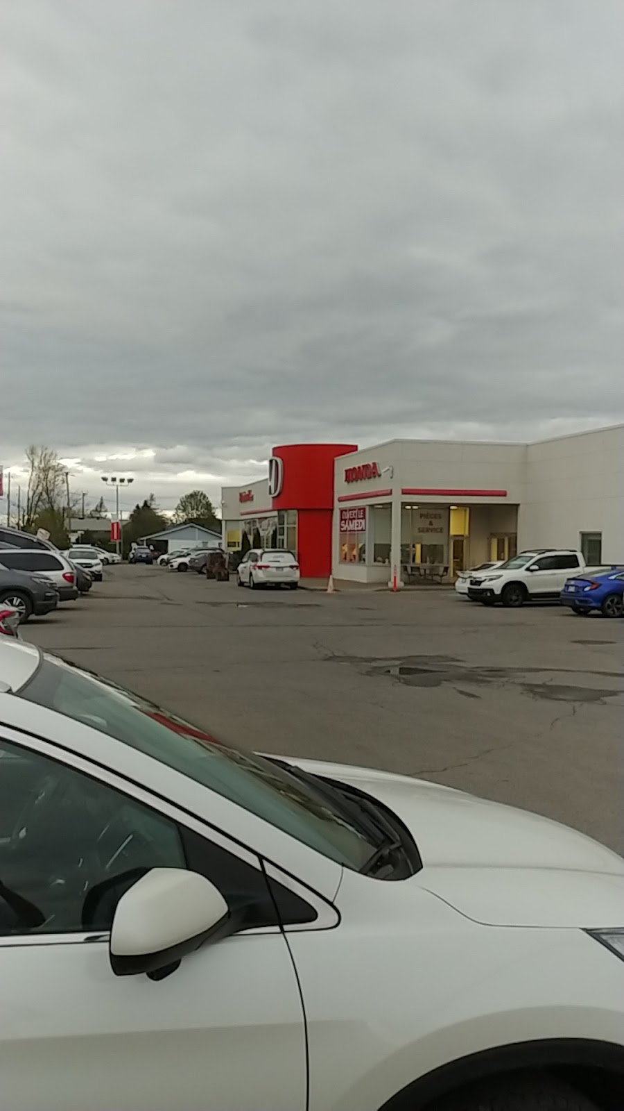 Honda de Blainville | 700 Boulevard Curé-Labelle, Blainville, QC J7C 2J6, Canada | Phone: (450) 435-1122