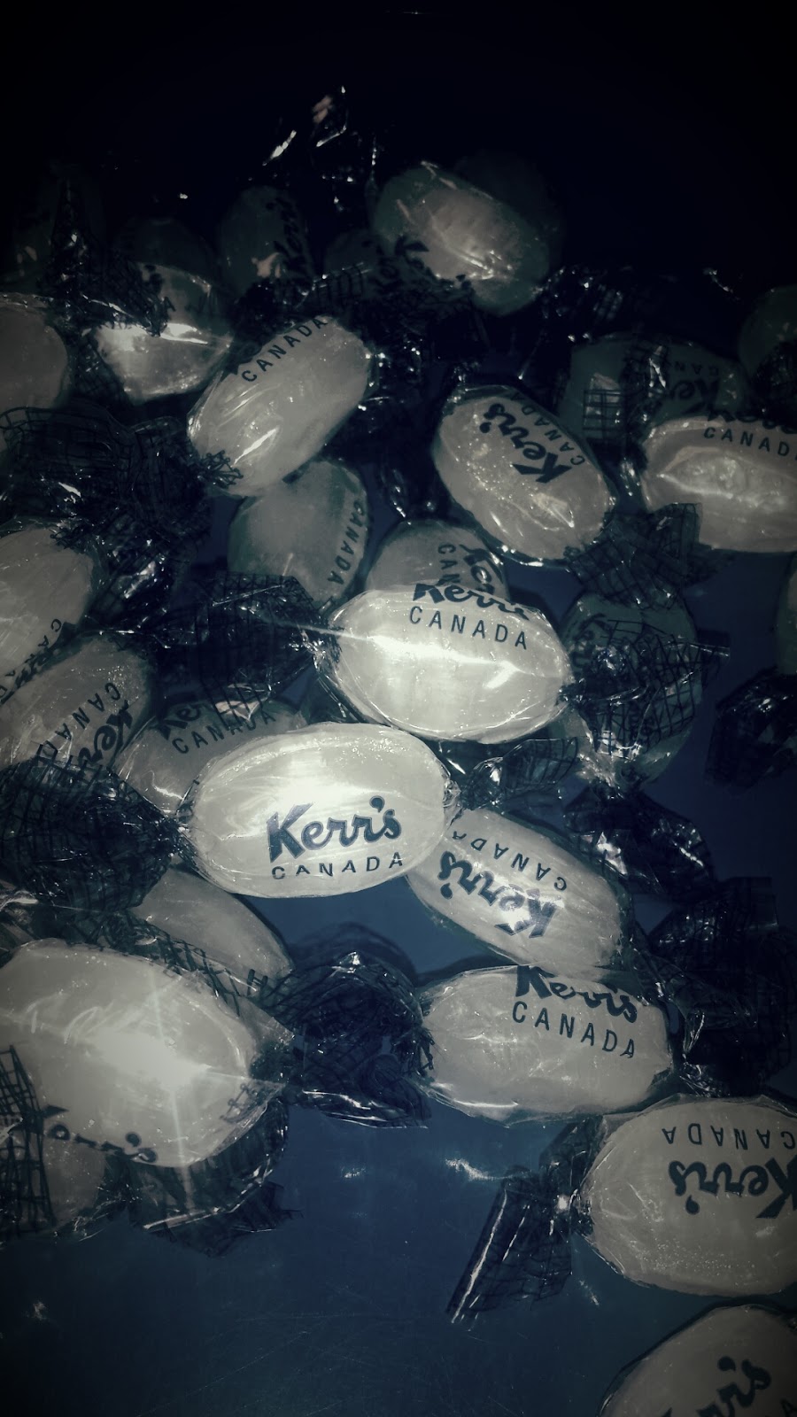 Kerrs Candy | 956 Islington Ave, Etobicoke, ON M8Z 4P6, Canada | Phone: (416) 252-7341