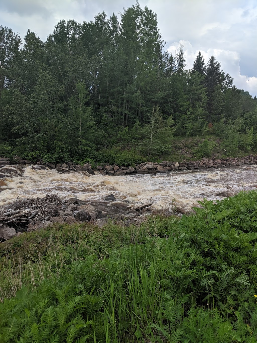 Parc régional de la Rivière-du-Nord (stationnement Prévost) | Chemin du Plein Air, Prévost, QC J5L 2S2, Canada | Phone: (450) 431-1676