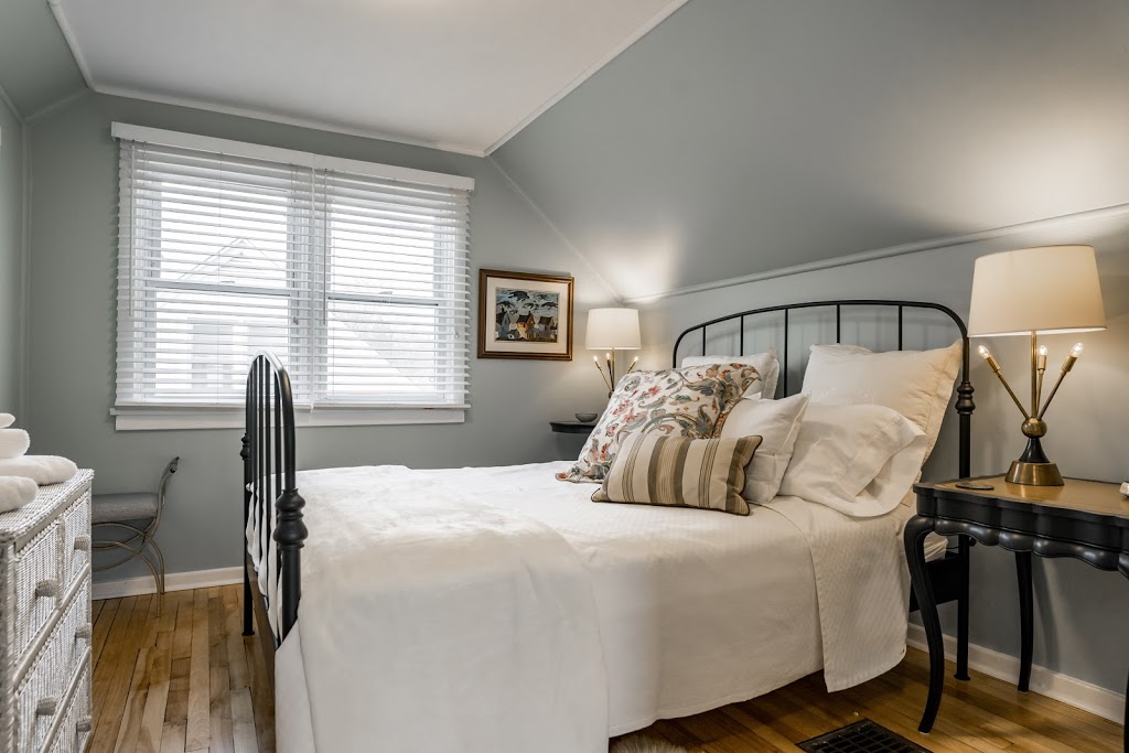 The Bluebird Vacation Rental | 36 Castlereagh St, Niagara-on-the-Lake, ON L0S 1J0, Canada | Phone: (905) 468-8985