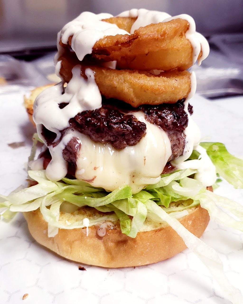 GOURMAND 5AD / GOURMANDS BURGER | 3100 Winston Churchill Blvd, Mississauga, ON L5L 2V7, Canada | Phone: (905) 820-0707