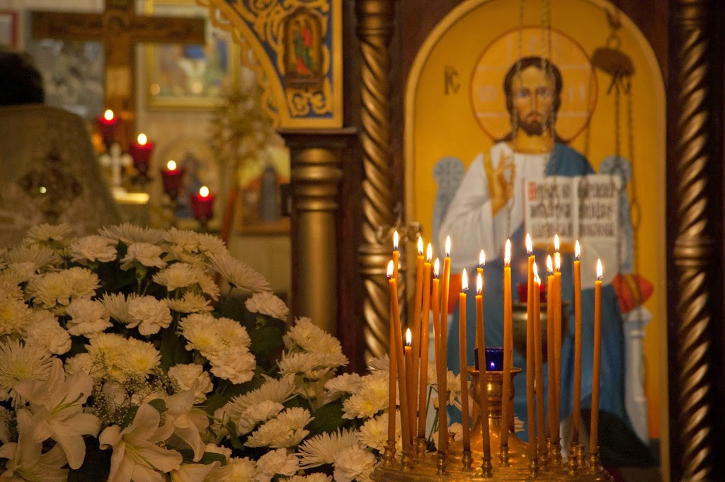 Eglise Orthodoxe Russe de Saint-Seraphim. Русская Православная Ц | 8011 Av Champagneur, Montréal, QC H3N 2K4, Canada | Phone: (514) 278-8896