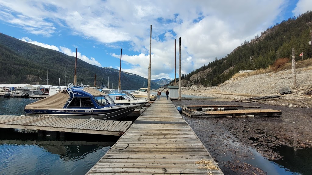 Scotties Marina Ltd | 5220 Broadwater Rd, Castlegar, BC V1N 4V7, Canada | Phone: (250) 365-3267