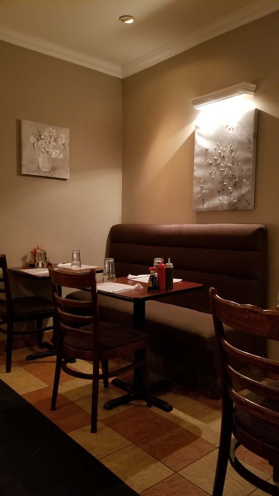 Restaurant Pho Do Thi | 1238 Rue Saint-Denis, Montréal, QC H2X 3J6, Canada | Phone: (514) 842-2961