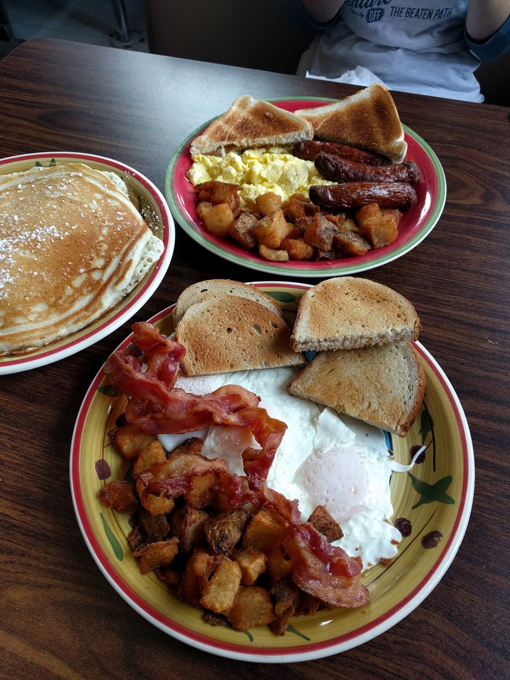 Good Eats Diner | 48 Glendale Ave, Niagara-on-the-Lake, ON L0S 1J0, Canada | Phone: (905) 682-1746