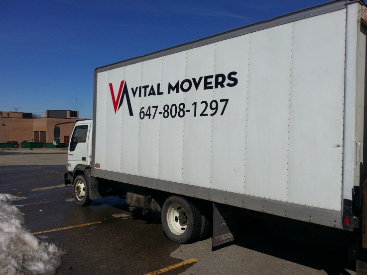 Vital Movers - Newmarket | Moving company | 634 Sweetwater Cres, Newmarket, ON L3X 0H5, Canada | Phone: (647) 808-1297