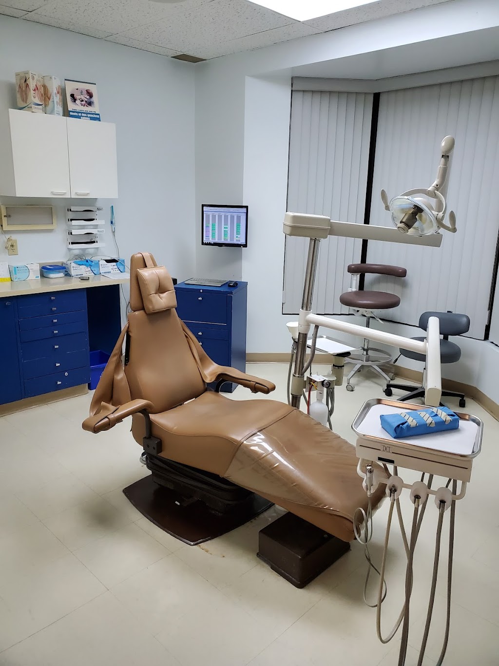 Gladu Dental Center (Montreal-Nord Dentist) | 4949 Rue de Charleroi #201, Montréal-Nord, QC H1G 6L6, Canada | Phone: (514) 322-4790