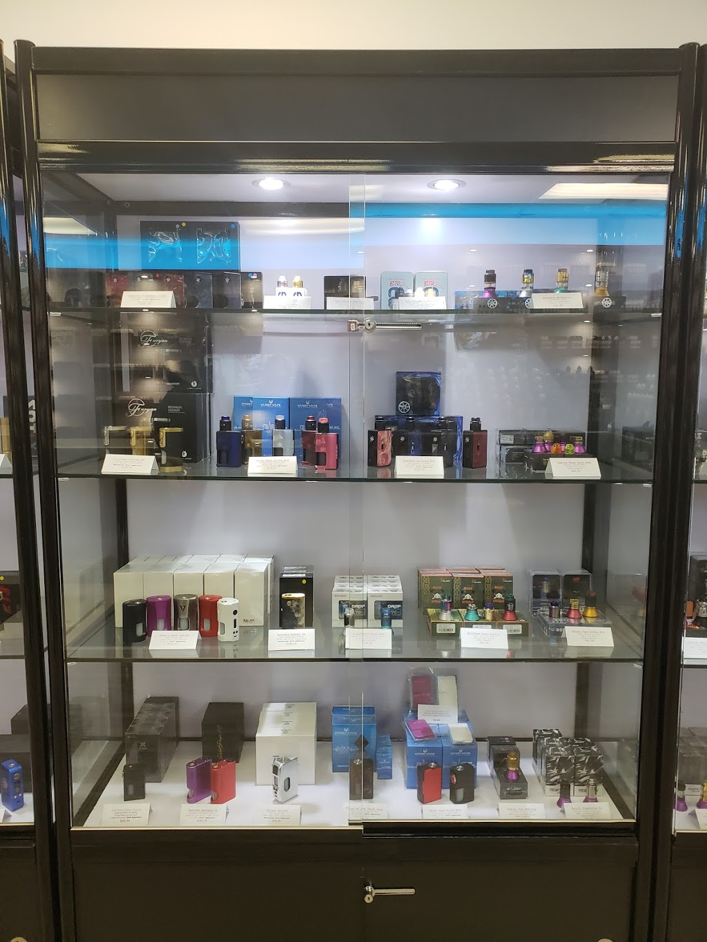 Flamingo Vape Shop | 2565 Portage Ave #103, Winnipeg, MB R3J 0P4, Canada | Phone: (204) 219-8787 ext. 5