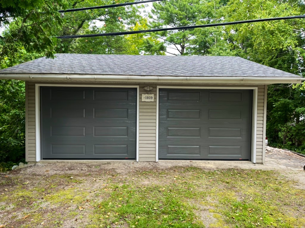 Penetang Garage Doors | 20 St Amant Rd, Penetanguishene, ON L9M 0A1, Canada | Phone: (647) 242-3720