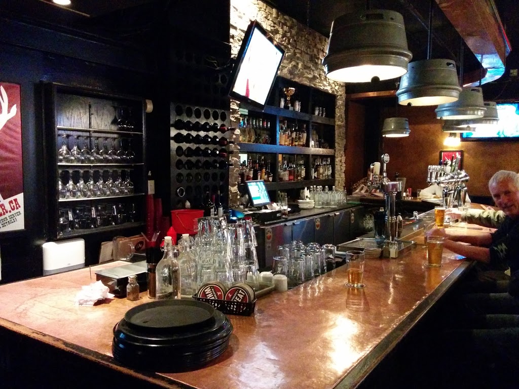 Clocktower Brew Pub | 422 MacKay St, Ottawa, ON K1M 1M1, Canada | Phone: (613) 742-3169