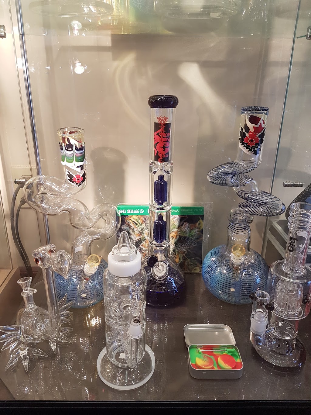 Daddeos Fine Smoking Accessories Inc. | 10309 100 Ave, Fort Saskatchewan, AB T8L 1Y9, Canada | Phone: (587) 285-2027