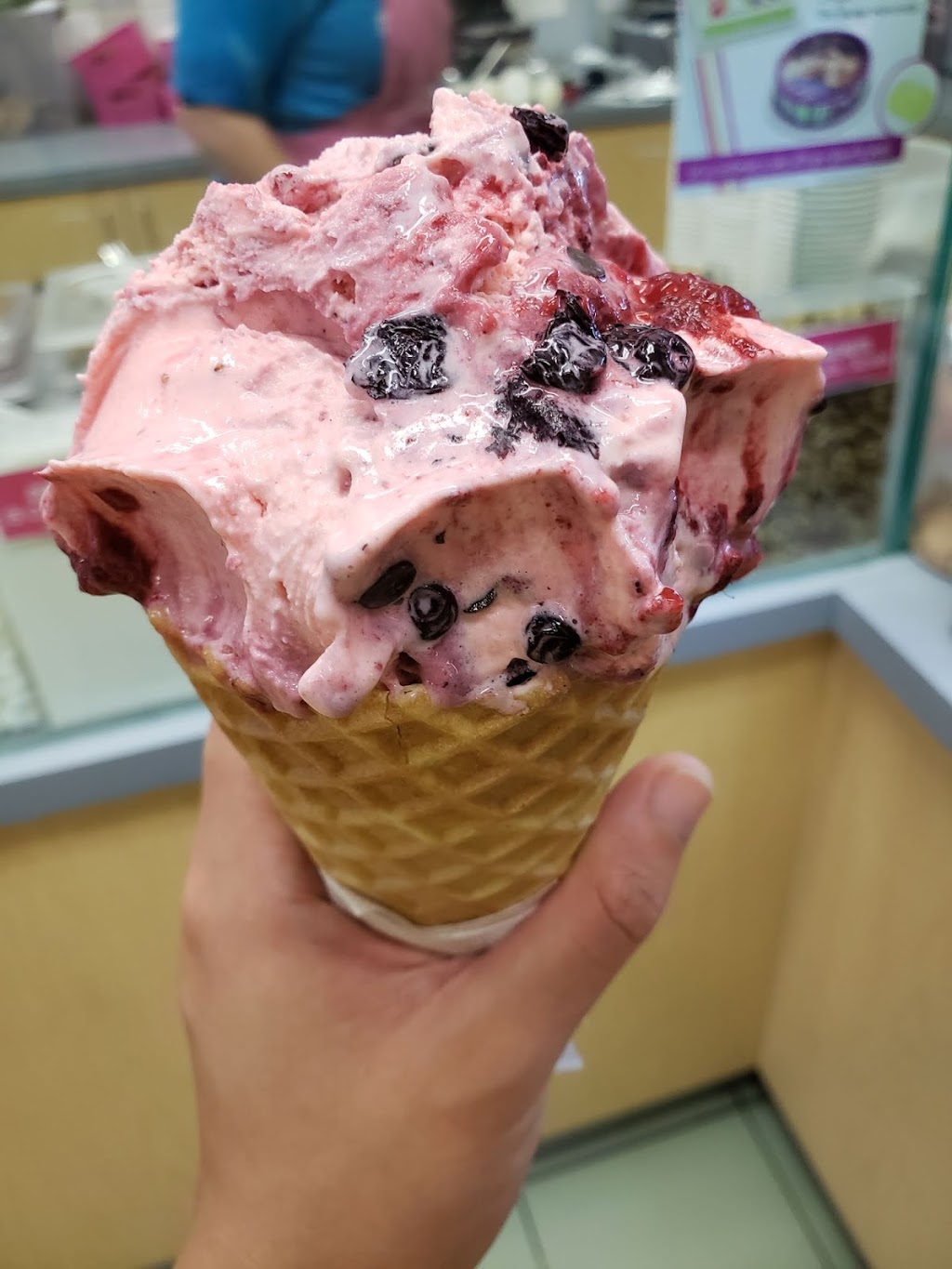 Marble Slab Creamery | 158 University Ave W, Waterloo, ON N2L 3E9, Canada | Phone: (519) 884-1900