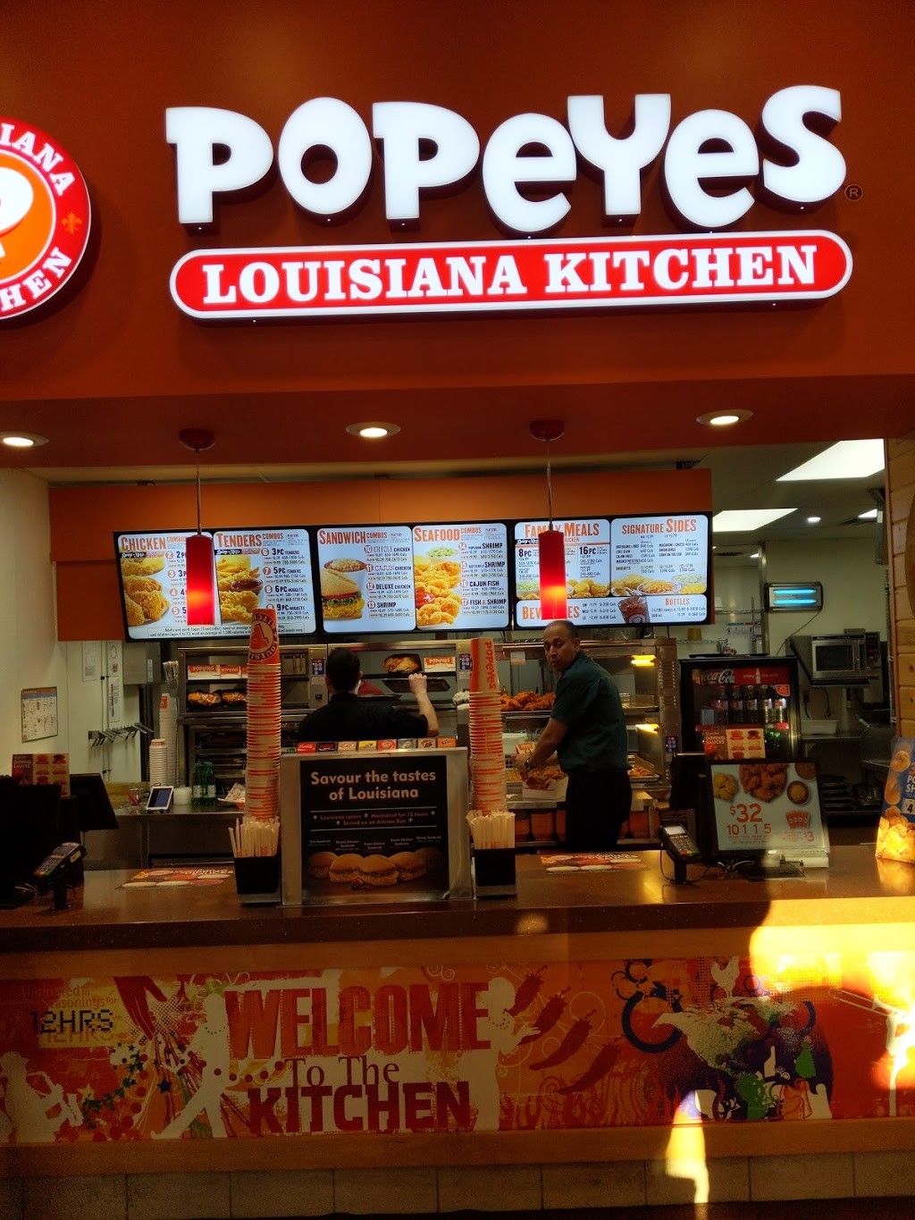 Popeyes Aurora | 84 First Commerce Dr #1, Aurora, ON L4G 0H5, Canada | Phone: (905) 751-0900