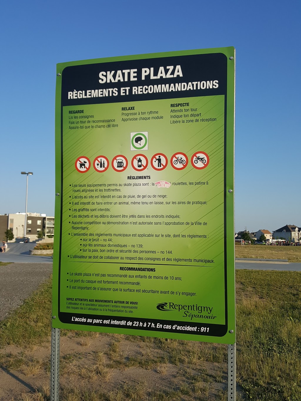 Skate Plaza | 250 Boulevard Louis-Philippe-Picard, Repentigny, QC J5Y 3W9, Canada