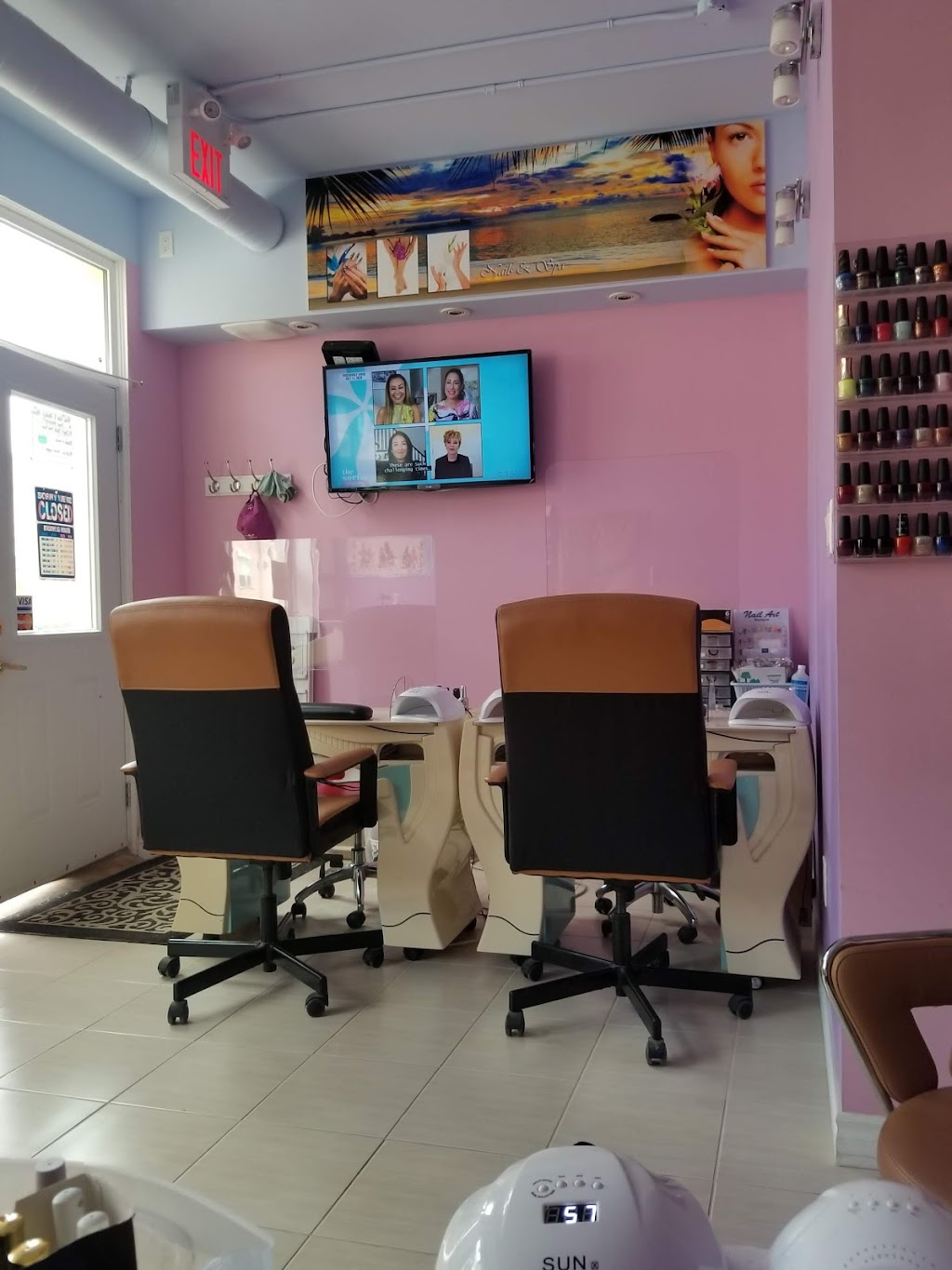 Ping n nails | 27 Cathedral High St, Markham, ON L6C 0N9, Canada | Phone: (647) 638-9323