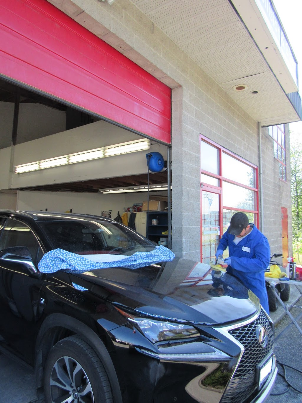 Mountain Hwy Collision Repairs & Auto Glass | 2760 Aberdeen Ave #1, Coquitlam, BC V3B 1A3, Canada | Phone: (604) 944-6000