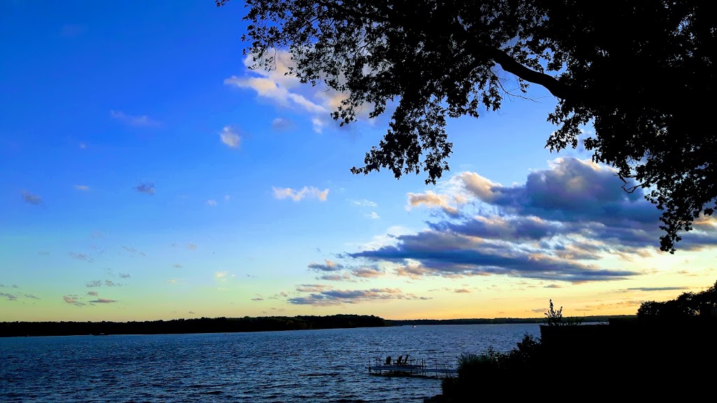 Lakeview Boat Launch - Lakeshore Rd, Beaconsfield, QC H9W 4K4, C ...