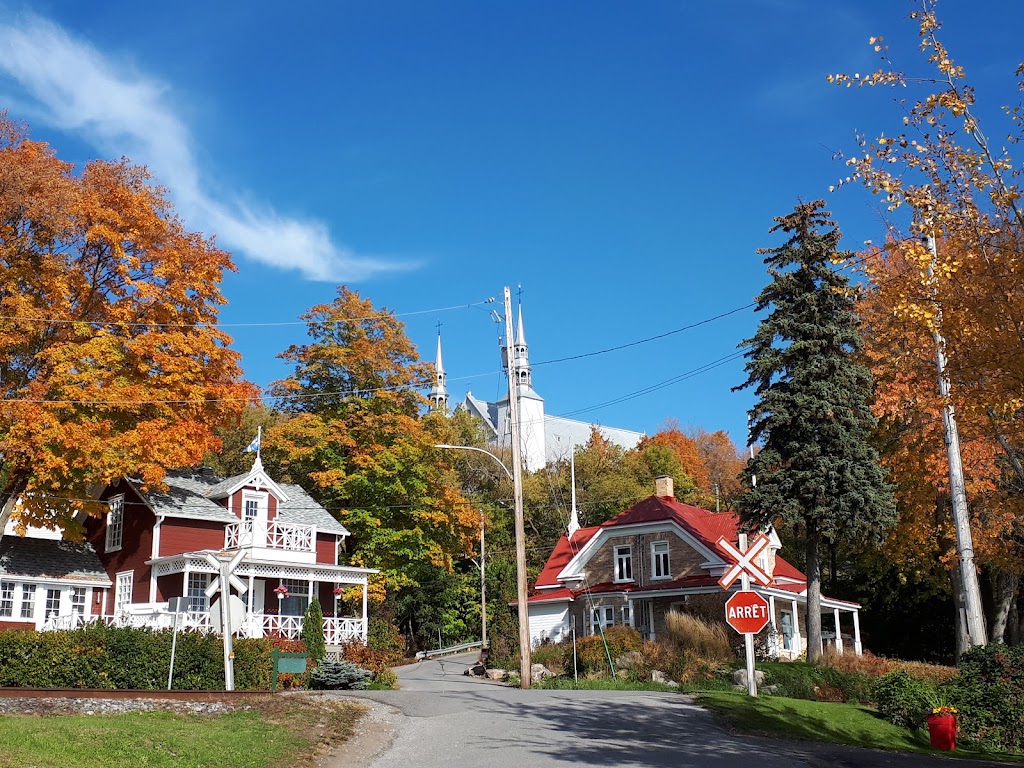 Église de Sainte-Famille | 40 Vieux Chemin, Cap-Santé, QC G0A 1L0, Canada | Phone: (418) 285-1207