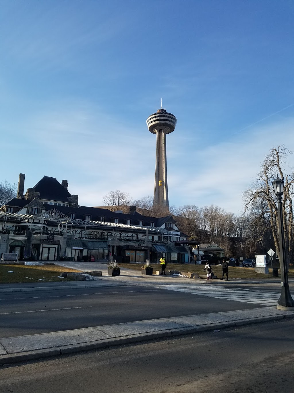 Queen Victoria Park | 6345 Niagara Pkwy, Niagara Falls, ON L2E 6X8, Canada | Phone: (905) 358-1814